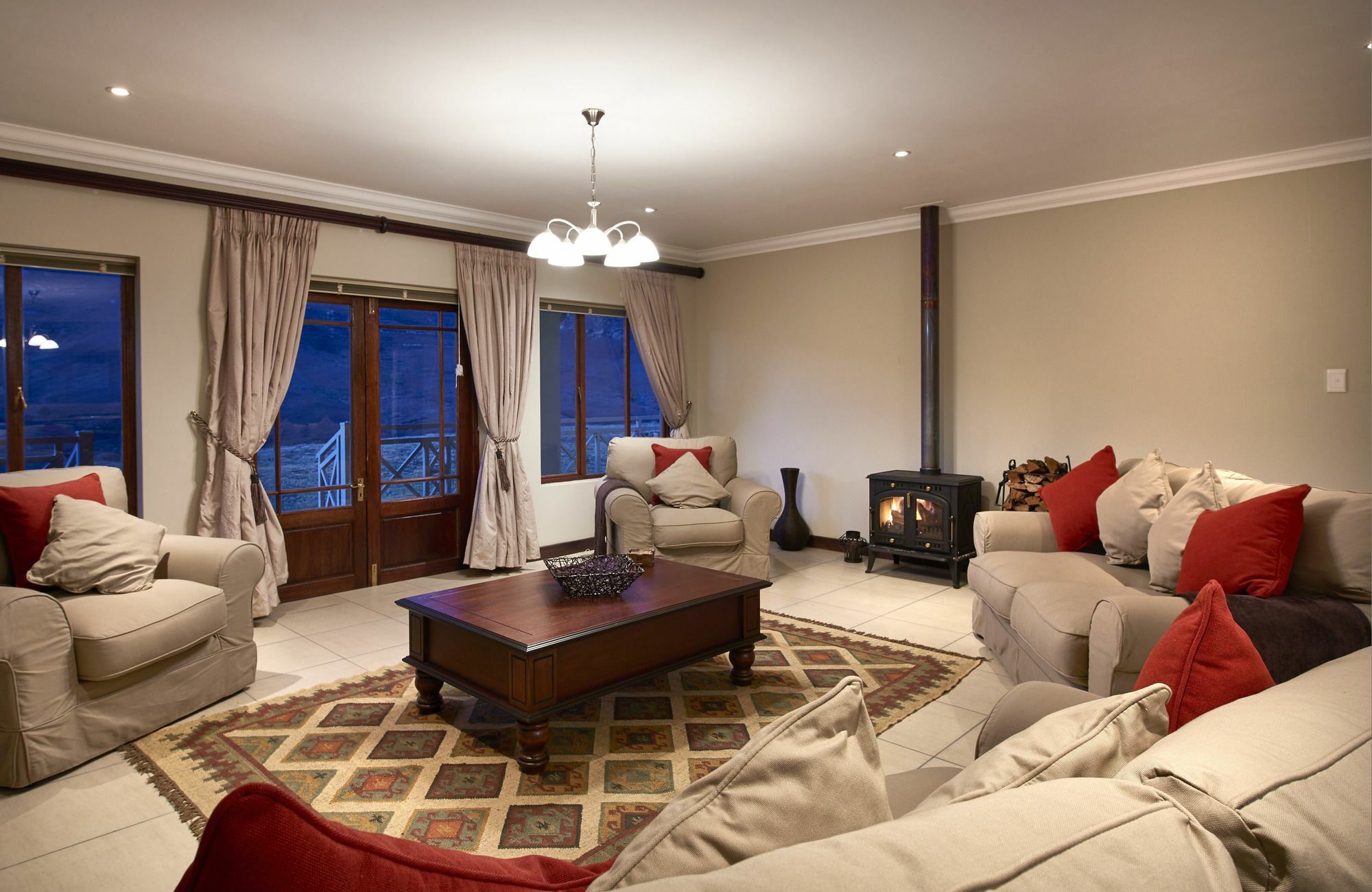 Dynasty Red Mountain Ranch Apartment Clarens Exterior photo