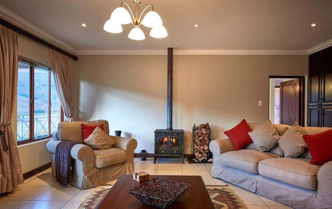 Dynasty Red Mountain Ranch Apartment Clarens Exterior photo
